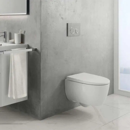 Geberit iCon Rimless Wall Hung Pan with Seat 490mm Projection | 502.381.00.1