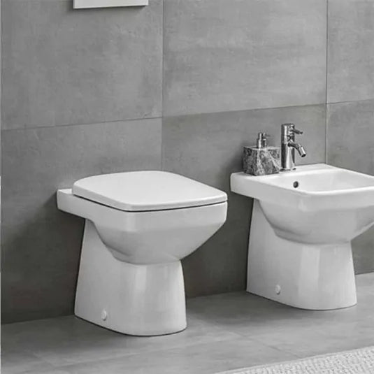 Geberit Selnova Square Slimline Soft Close Toilet Seat & Cover | 500.334.01.1