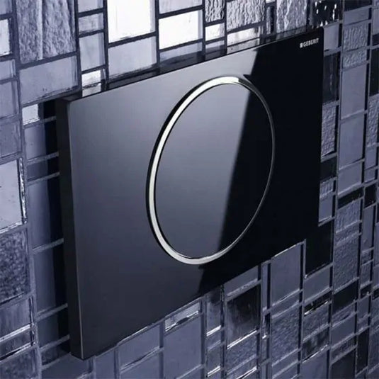 Geberit Sigma10 Round Single Flush Plate Black & Gloss Chrome | 115.758.KM.5