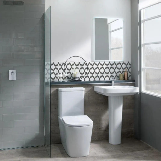 Oceana Ludlow Close Coupled Pan & Cistern Inc Soft Close Seat - Envy Bathrooms Ltd