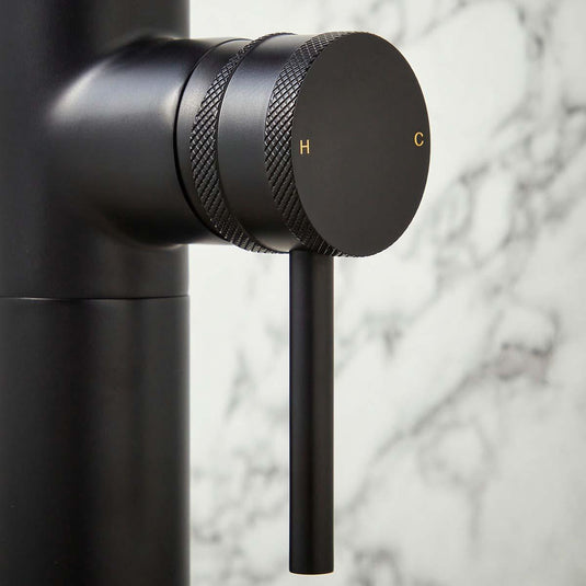 Scudo Core Collection 0 Tap Hole Freestanding Bath Tap - Matt Black - NU-017 - Envy Bathrooms Ltd